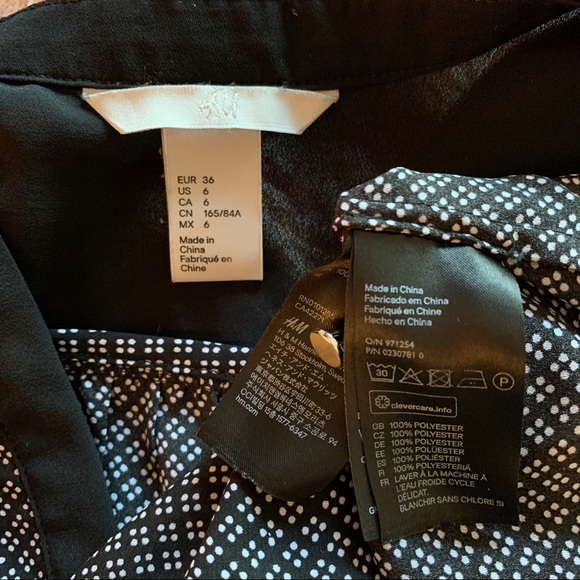 H&M pretty in black tunic-style - Picture 4 of 4